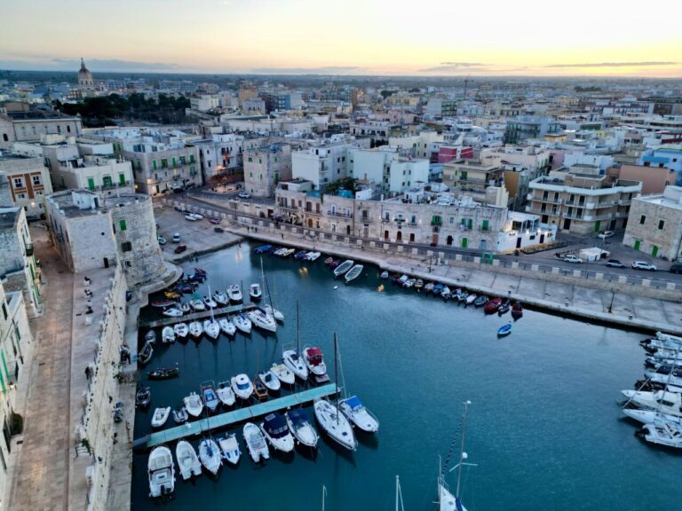 Monopoli dans les Pouilles : la perle discrète de l’Adriatique